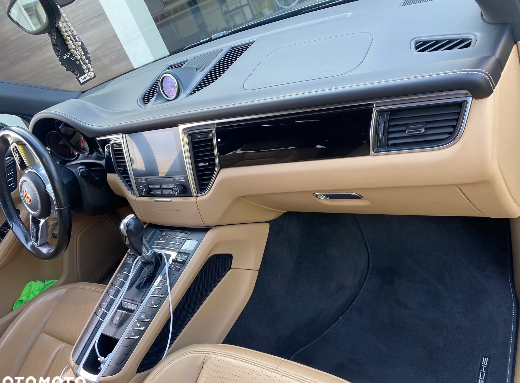 Porsche Macan cena 169000 przebieg: 103000, rok produkcji 2018 z Białystok małe 497
